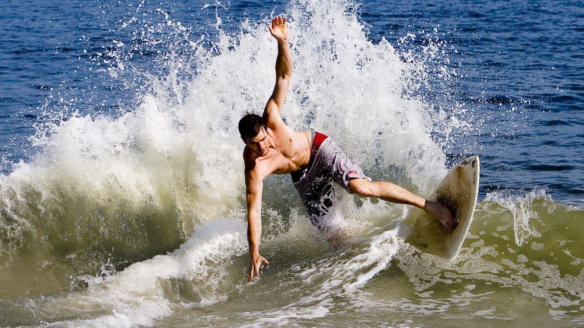 混合泳赛事朝鲜选手均衡发展，混合泳比赛